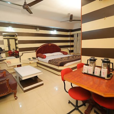 Hotel Srilakshmi 코임바토르 외부 사진