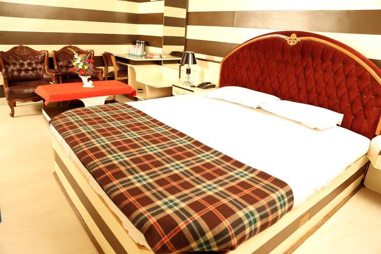 Hotel Srilakshmi 코임바토르 외부 사진