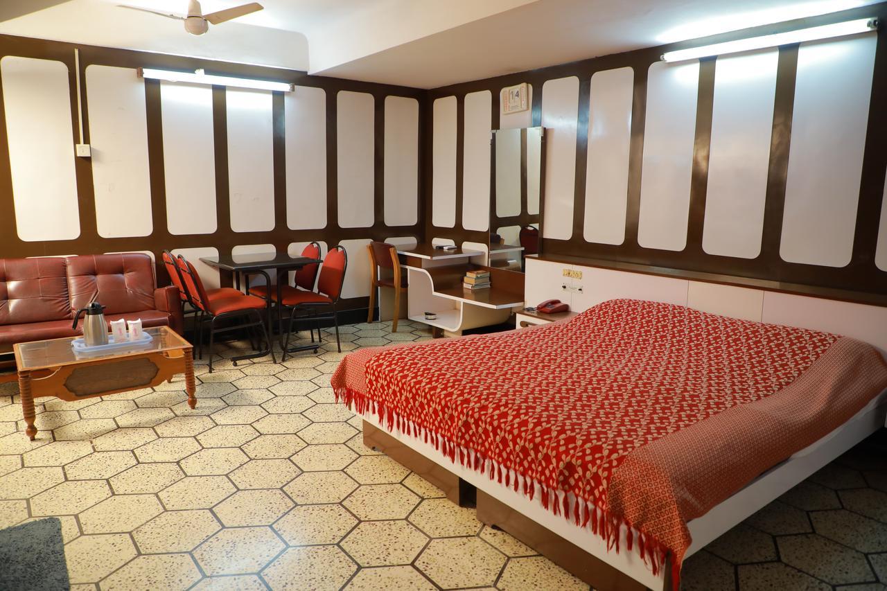 Hotel Srilakshmi 코임바토르 외부 사진